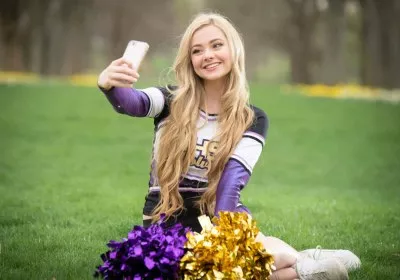 woman won public welfare challenge allowed touch smartphone hours